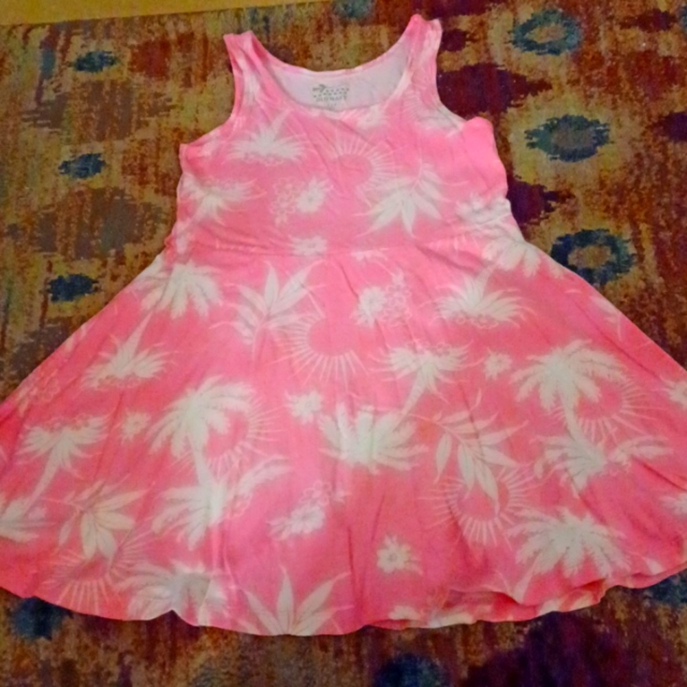 Little girl's summer dress